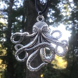 Octopus necklace